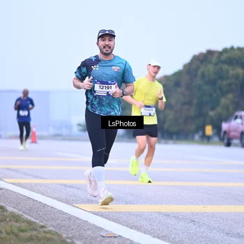 Runner Photo 7557078