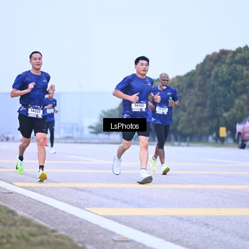 Runner Photo 7557083