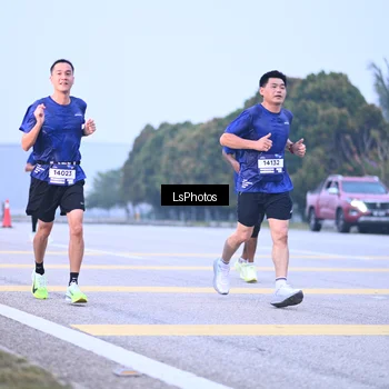 Runner Photo 7557086