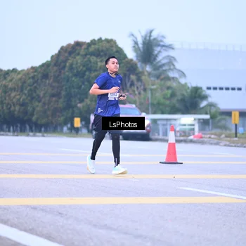 Runner Photo 7557091
