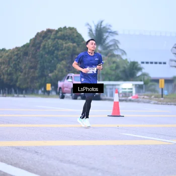 Runner Photo 7557093