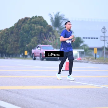 Runner Photo 7557094