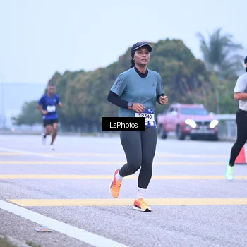 Runner Photo 7557102