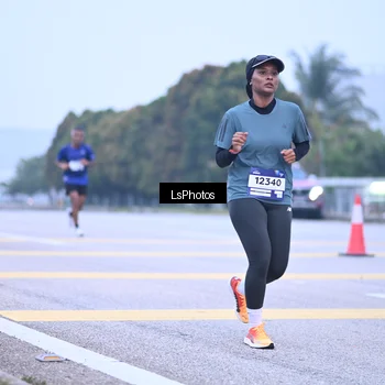 Runner Photo 7557105