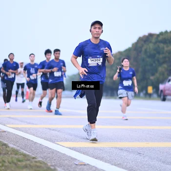 Runner Photo 7557114