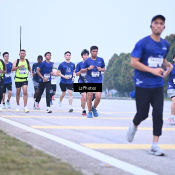 Runner Photo 7557115