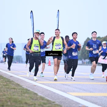 Runner Photo 7557125