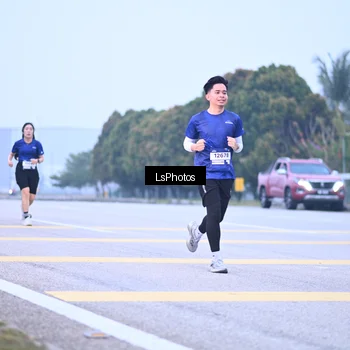 Runner Photo 7557131