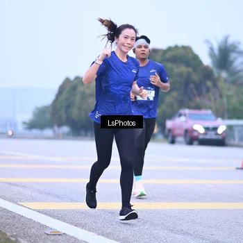 Runner Photo 7557135
