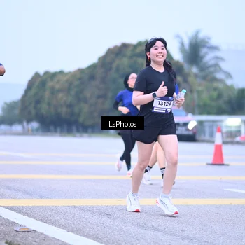 Runner Photo 7557136