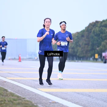 Runner Photo 7557137