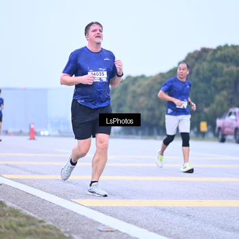 Runner Photo 7557144