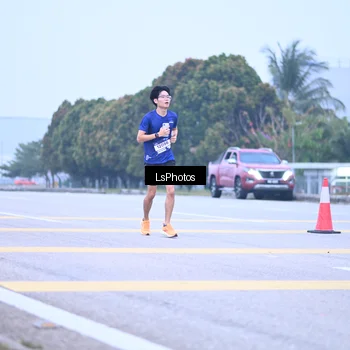 Runner Photo 7557155