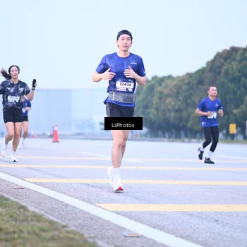 Runner Photo 7557161