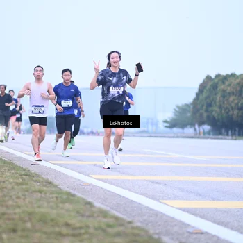 Runner Photo 7557164