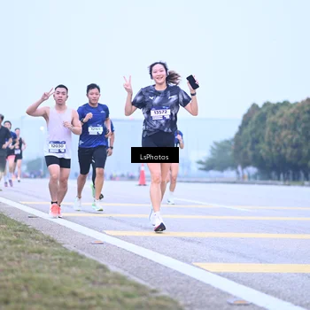 Runner Photo 7557165
