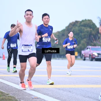 Runner Photo 7557169