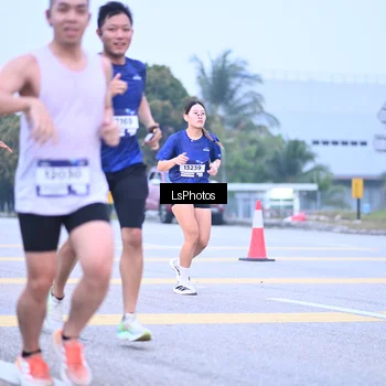 Runner Photo 7557171