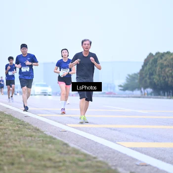 Runner Photo 7557175