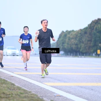 Runner Photo 7557177