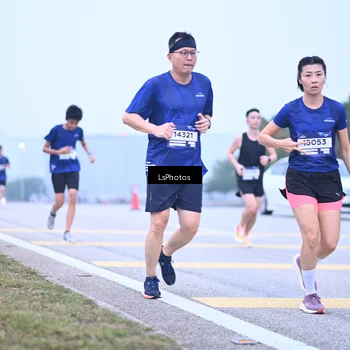 Runner Photo 7557184