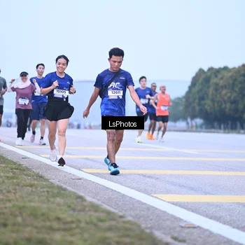 Runner Photo 7557190