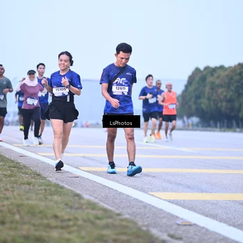 Runner Photo 7557193