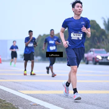 Runner Photo 7557214