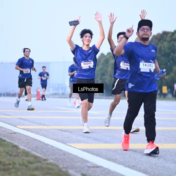 Runner Photo 7557230