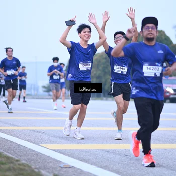 Runner Photo 7557231