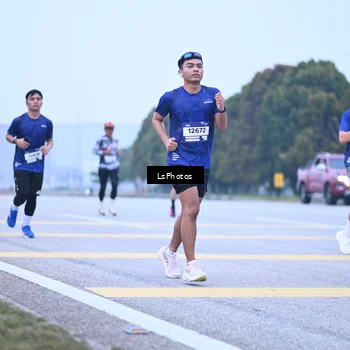 Runner Photo 7557238