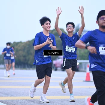 Runner Photo 7557244
