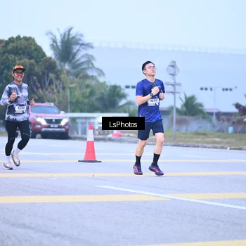 Runner Photo 7557251
