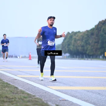 Runner Photo 7557254