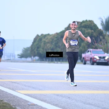Runner Photo 7557261