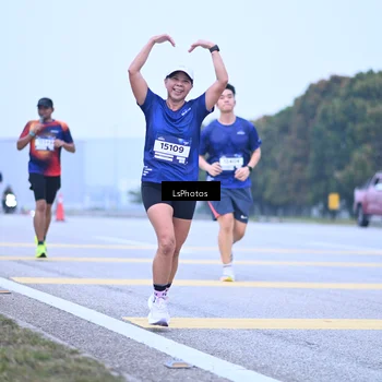 Runner Photo 7557265