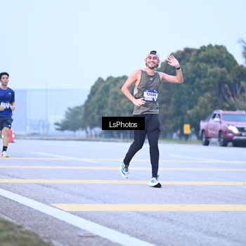 Runner Photo 7557270