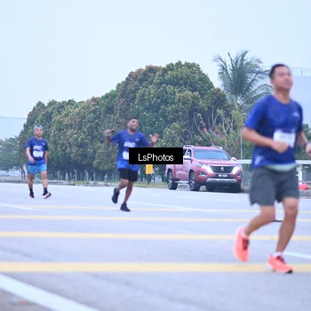 Runner Photo 7557280