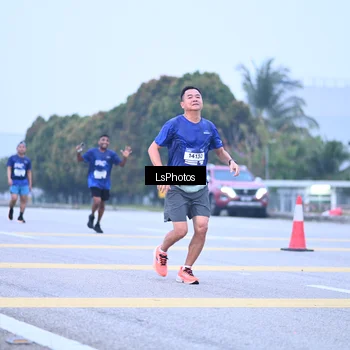 Runner Photo 7557282