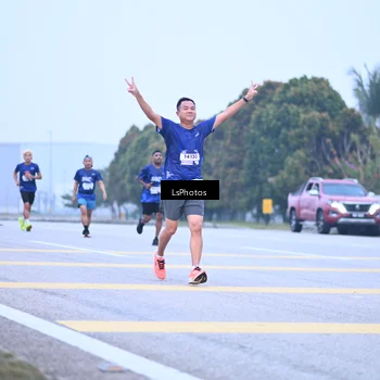 Runner Photo 7557286