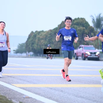 Runner Photo 7557289