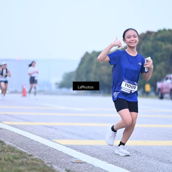 Runner Photo 7557296