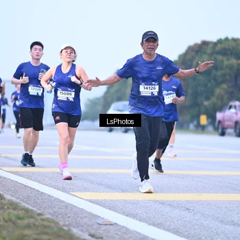 Runner Photo 7557302