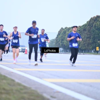 Runner Photo 7557308