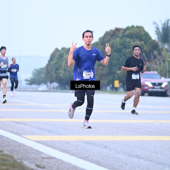 Runner Photo 7557323