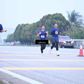 Runner Photo 7557337
