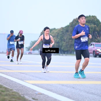 Runner Photo 7557338