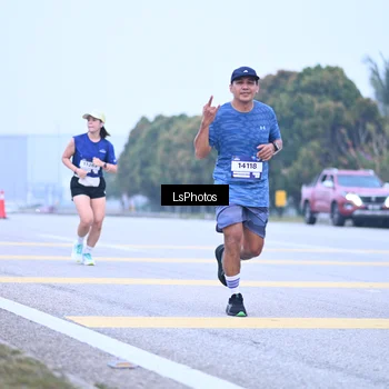 Runner Photo 7557348