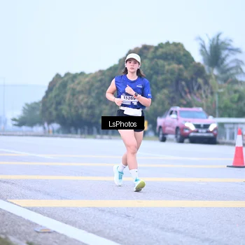 Runner Photo 7557353