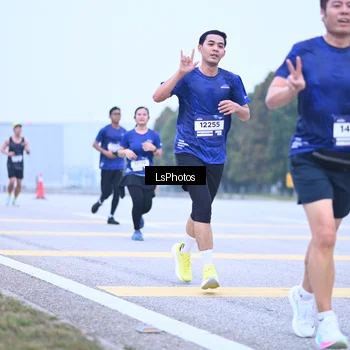 Runner Photo 7557362